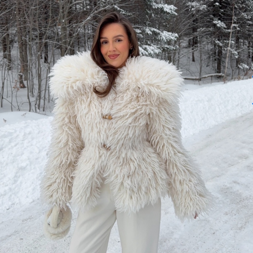 Helsa Faux Shearling Fur Jacket in Ivory